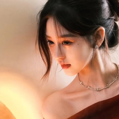 玉女桃花满堂红