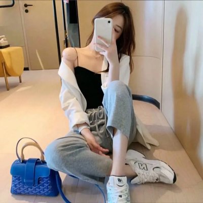 红楼梦第二部：黛玉葬花